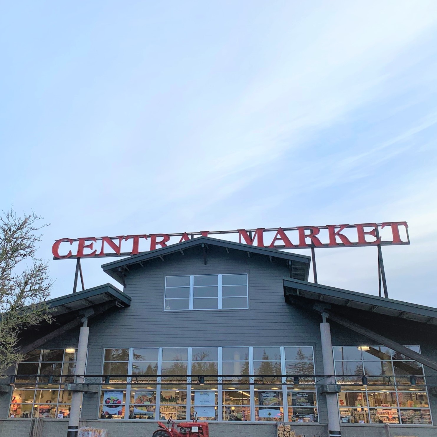 An image of the front of Central Market in Mill Creek, WA